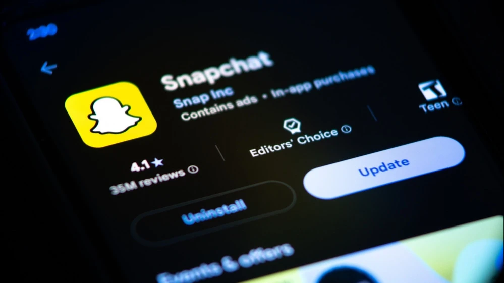 Stifel advised to sell shares of Snapchat owner. What does this have to do with TikTok?
