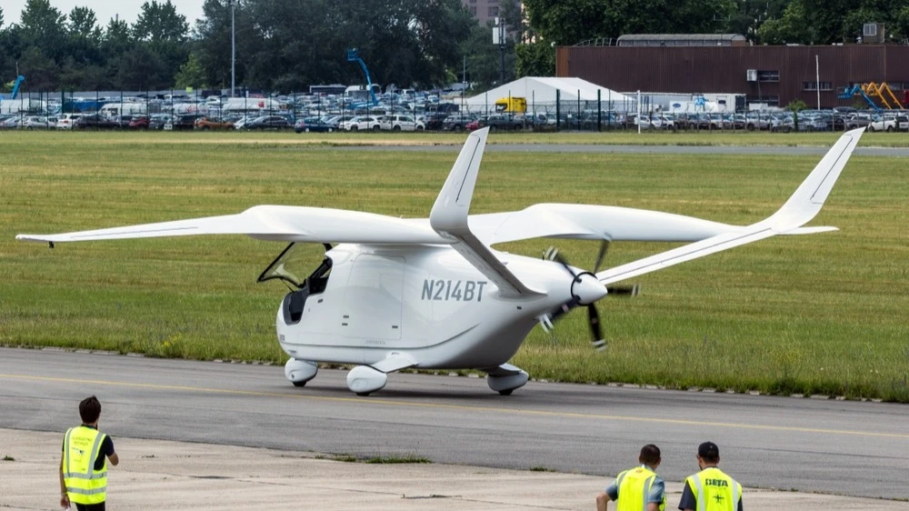 IPO of electric airplane maker Beta: Tesla in the Sky shares become available