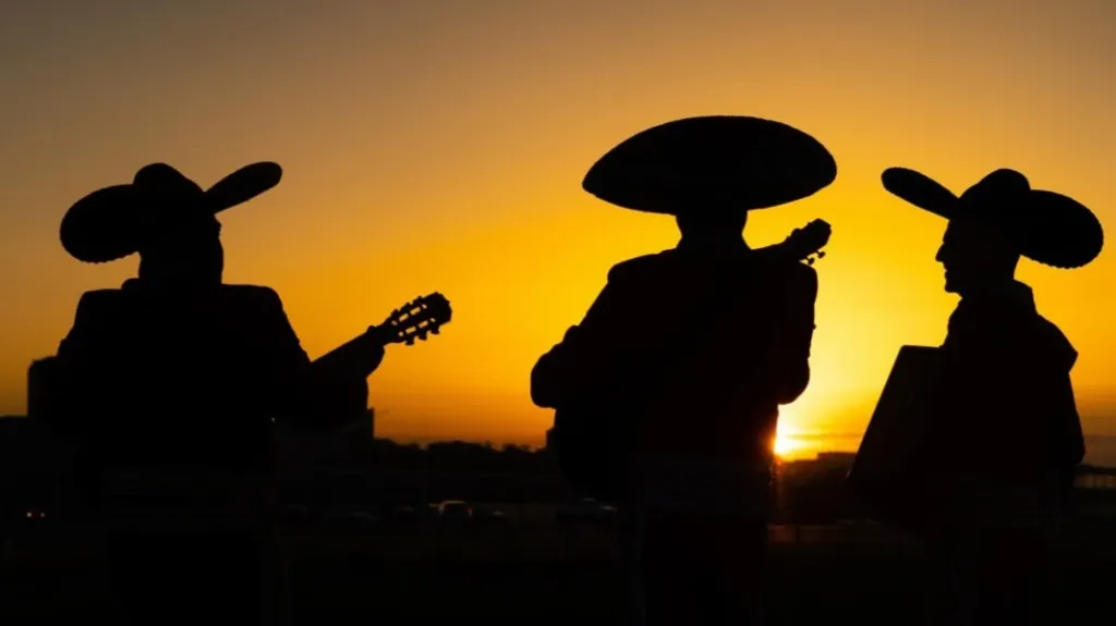 Мексика — страна с большими перспективами для финтехов. Здесь собираются конкурировать Plata и Revolut — две компании с российскими корнями. Фото: Shutterstock.com/ Scharfsinn