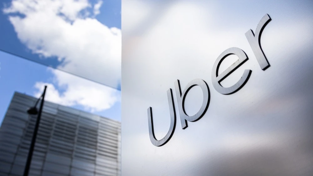 Акции Uber снизились почти на 7%, несмотря на сильный отчет / Фото: Dragos Asaftei / Shutterstock.com