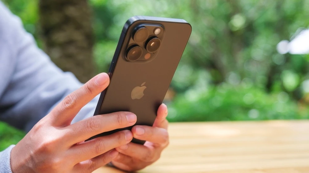 Apple и Tencent согласились на 15% долю от расходов в мини-приложениях WeChat / Фото: Farknot Architect / Shutterstock.com