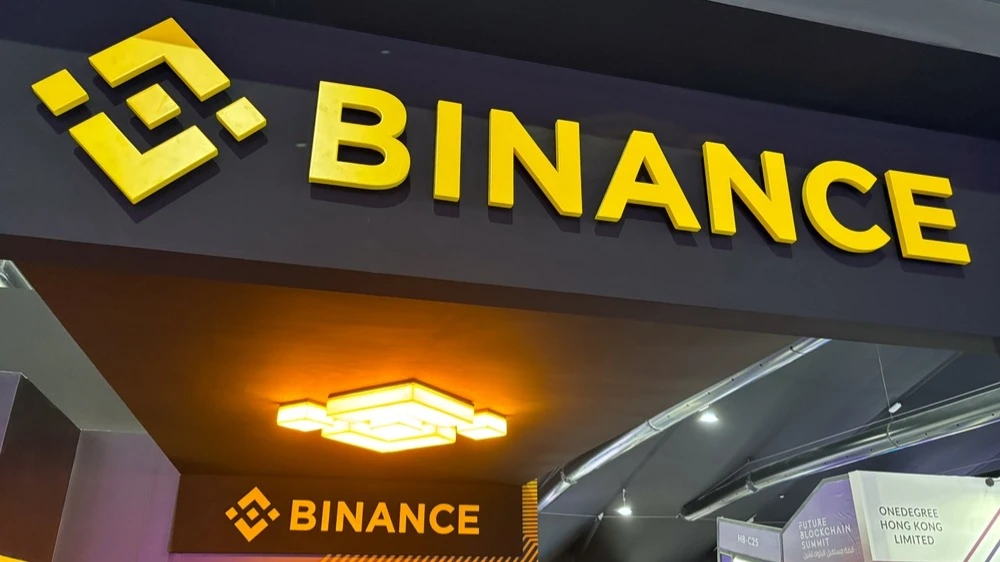 Binance столкнулась с иском в США, в котором компанию обвиняют в содействии финансированию ХАМАС / Фото: Fred Marie/Shutterstock