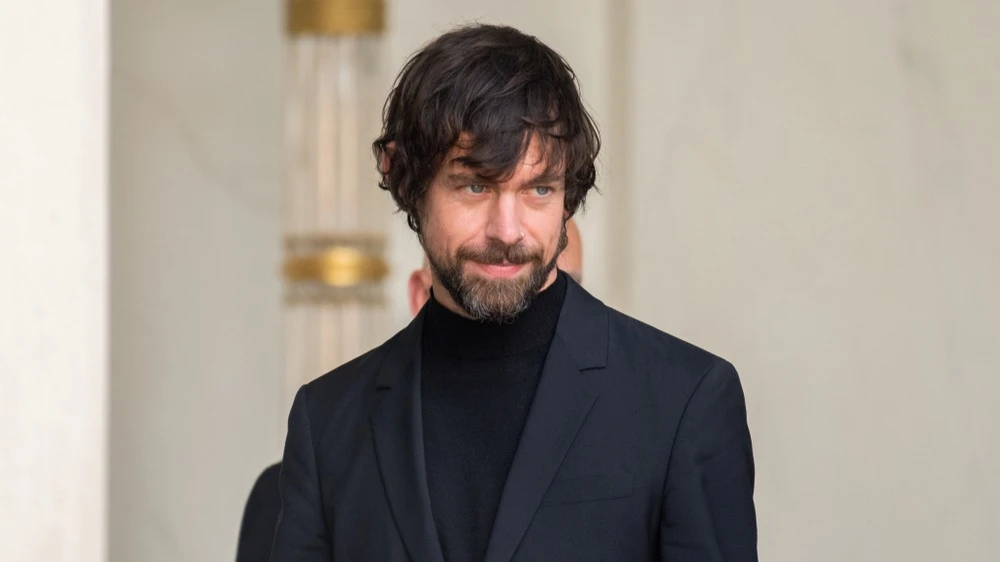 Baird нашел несколько совпадений между загадочным создателем биткоина и бывшим главой Twitter Джеком Дорси / Фото: Frederic Legrand - COMEO/Shutterstock.com