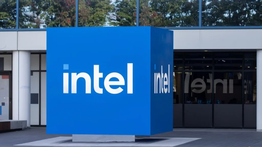 Аналитик рассказал о растущей вероятности нового сотрудничества Intel с Apple /Фото: Tada Images / Shutterstock.com