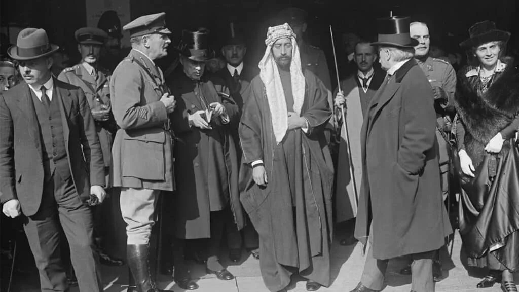 В Гилдхолле, Лондон: лорд Алленби, эмир Фейсал, мистер Ллойд Джордж и леди Алленби, 7 октября 1919 года/Alamy