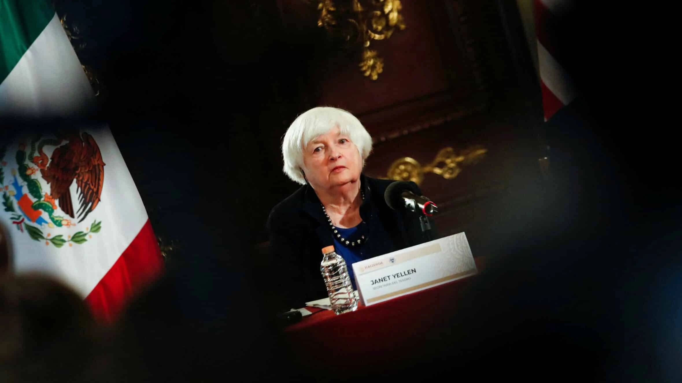 США смогли побороть инфляцию, не навредив рынку труда, считает министр финансов страны Джанет Йеллен / Фото: Reuters/Daniel Becerril