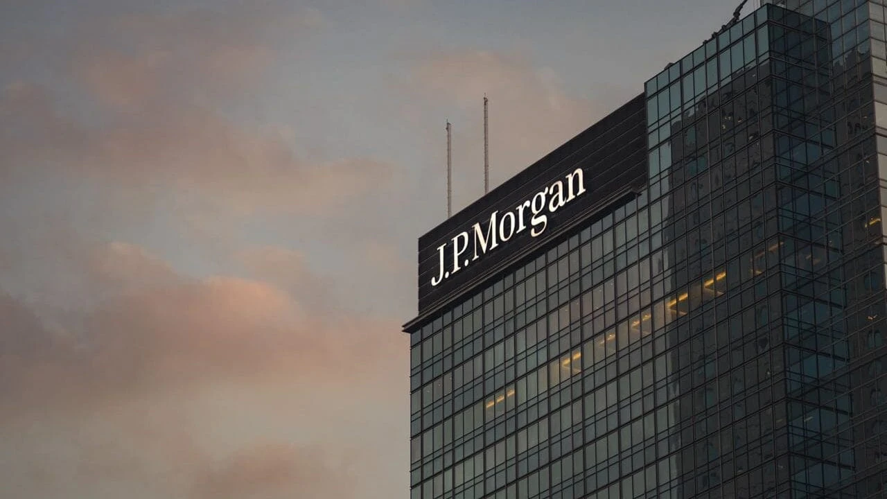 Акции JPMorgan установили рекорд стоимости после отчета о самой большой прибыли среди банков США в истории / Фото: JPMorgan