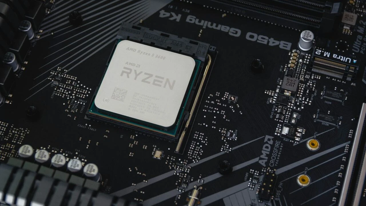 Росту акций AMD способствуют ожидания, что компания в 2024 году увеличит свою долю на рынке процессоров для ИИ / Фото: Unsplash/Christian Wiediger