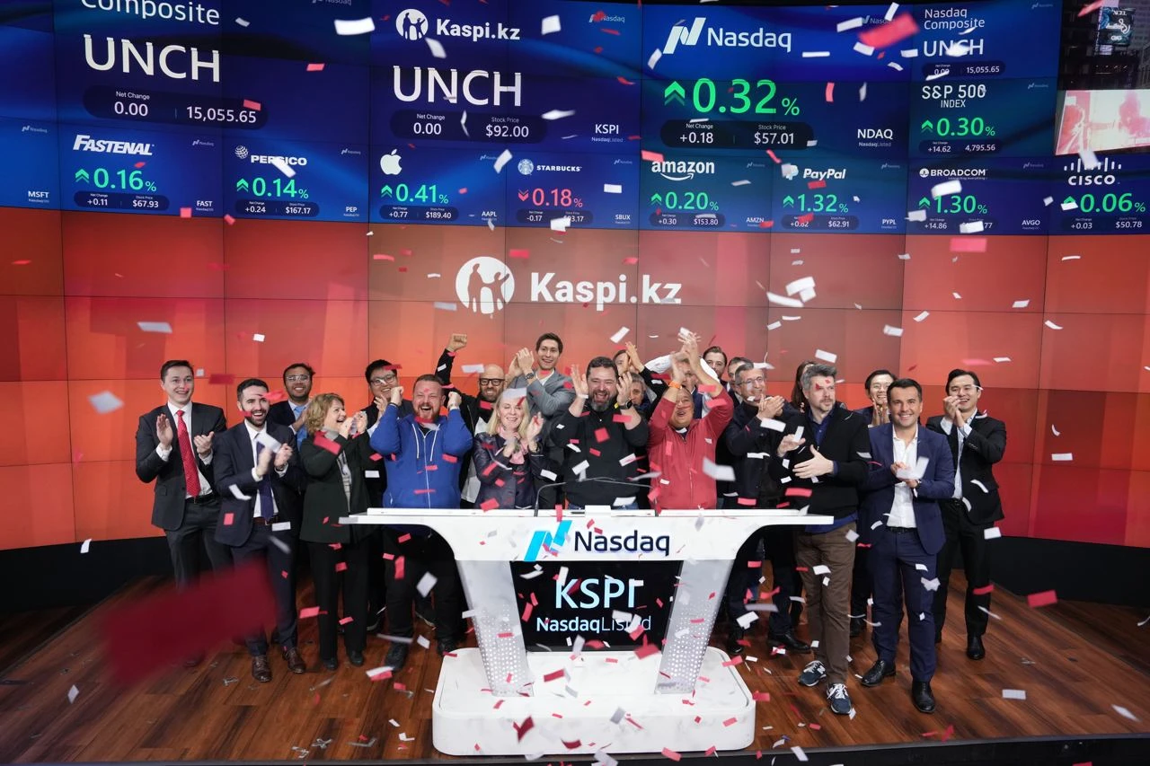 Руководство Kaspi.kz открыло торговый день на Nasdaq, приняв участие в специальной церемонии / Фото: X/Nasdaq Exchange