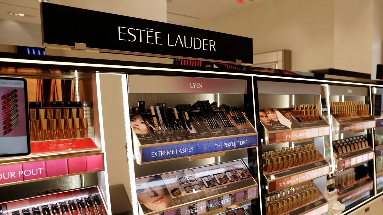 Акции Estee Lauder в ходе торгов дорожали на 19% / Фото: Reuters/Shannon Stapleton