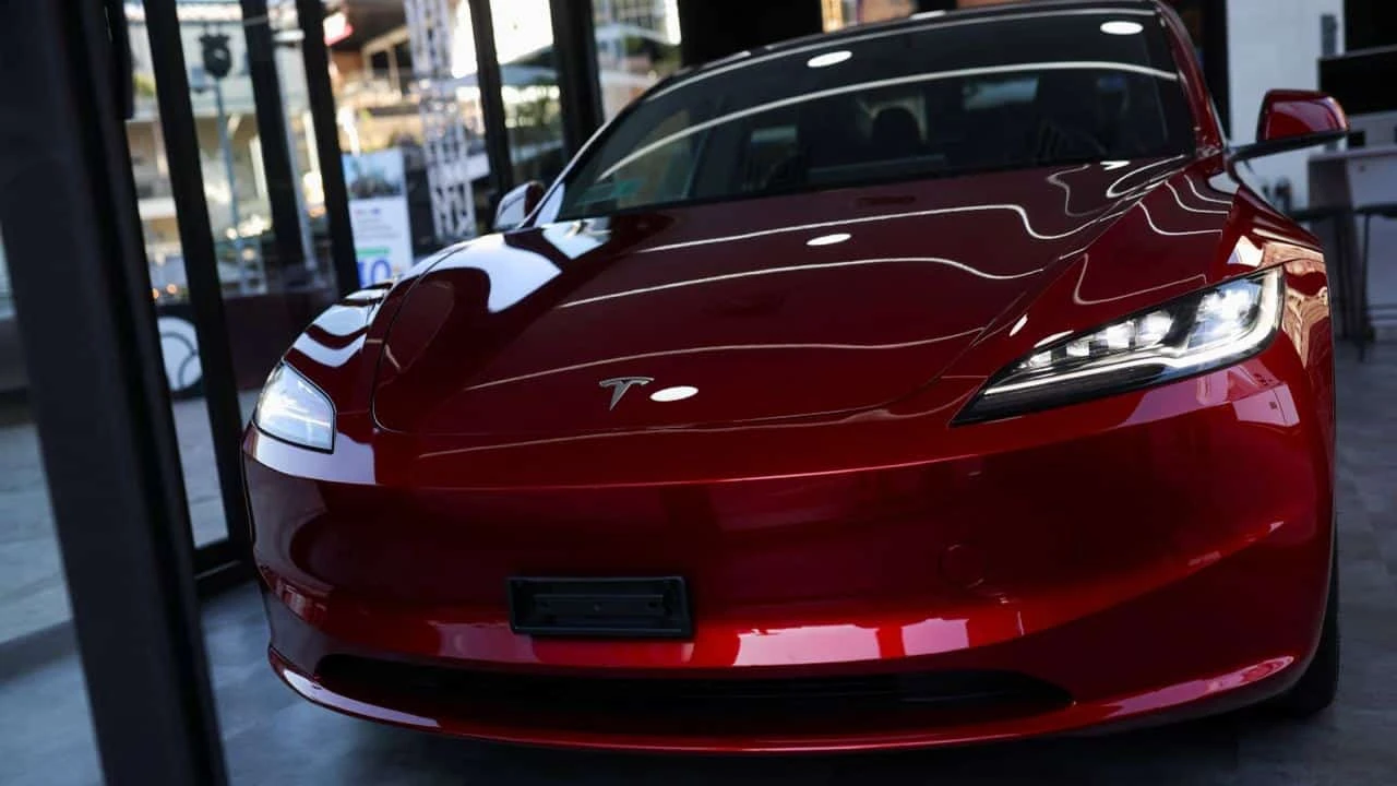 Акции Tesla упали до минимума с середины мая 2023 года / Reuters/Pablo Sanhueza