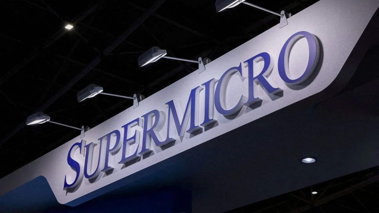 Шортисты верят в падение акций Super Micro Computer. Фото: Reuters/Ann Wang