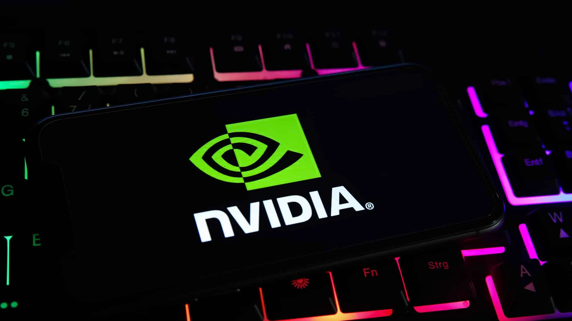 Недостаточно оптимистичные прогнозы NVIDIA по рынку искусственного интеллекта могут оказать давление на котировки (Фото: shutterstock)