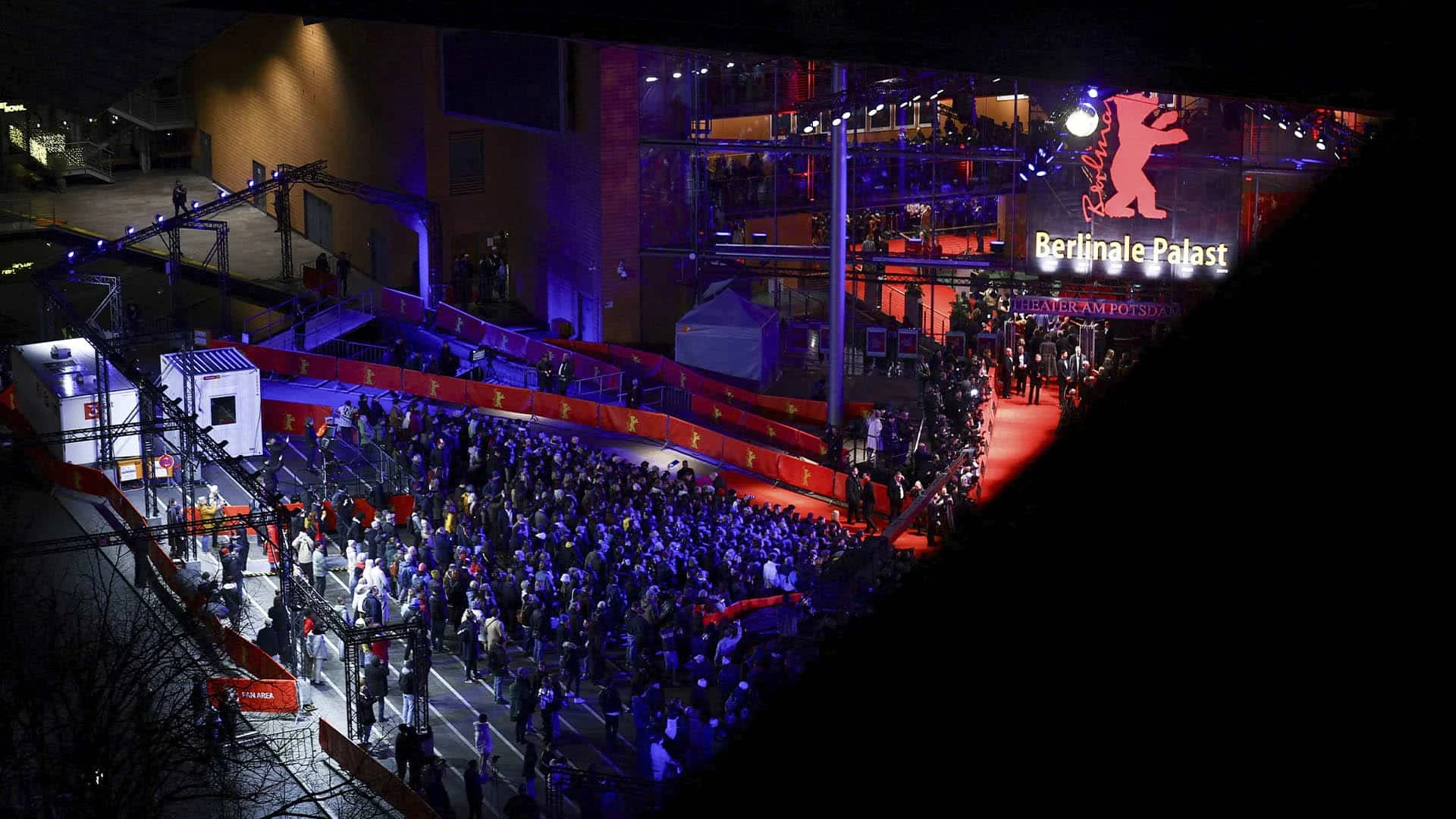 Церемония открытия Берлинале / Фото: REUTERS/Lisi Niesner