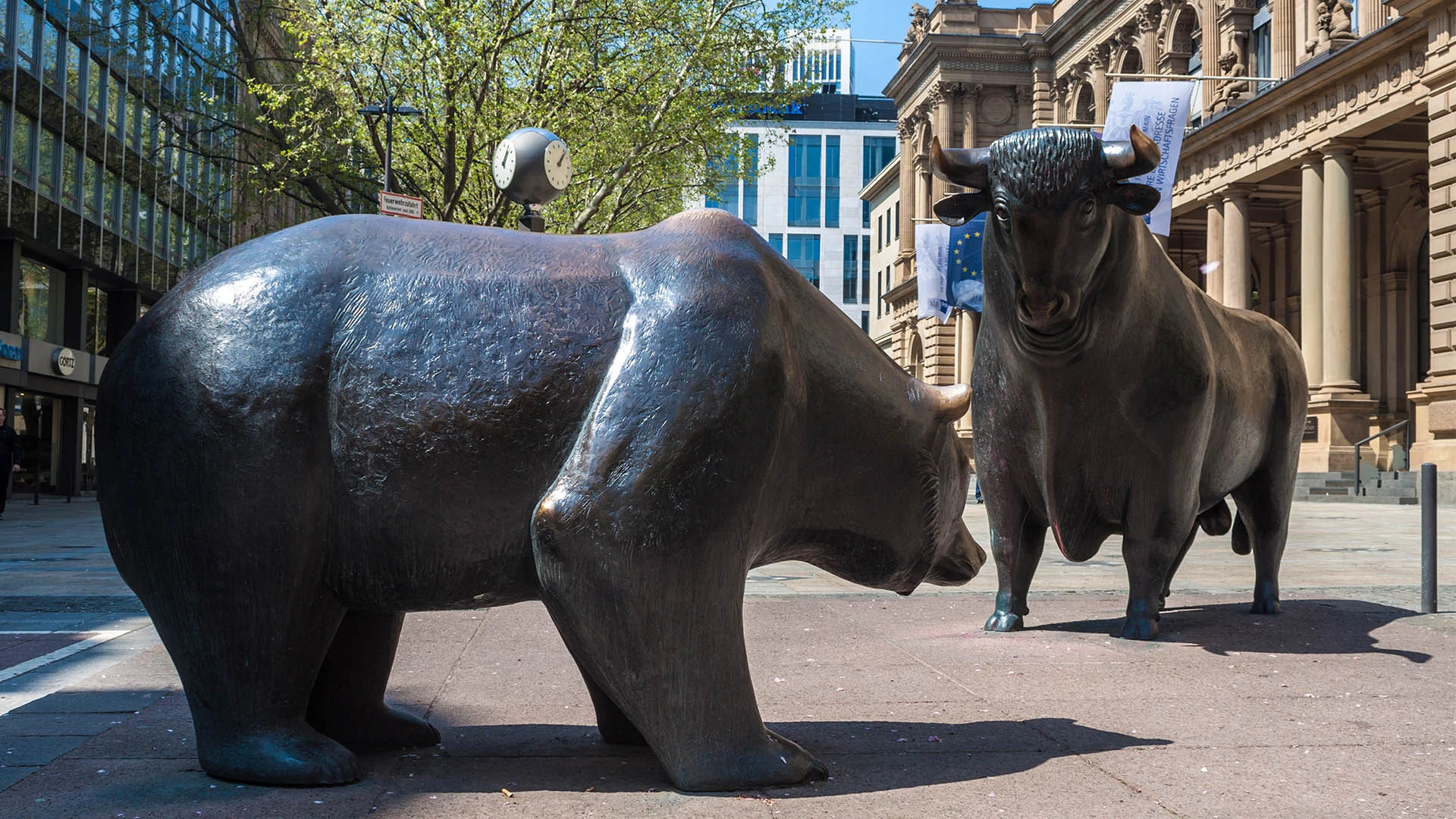 Один из самых известных инвесторов-«медведей» на Уолл-стрит Билл Смид предостерег от ставок на рост акций крупнейших компаний / Фото: shutterstock