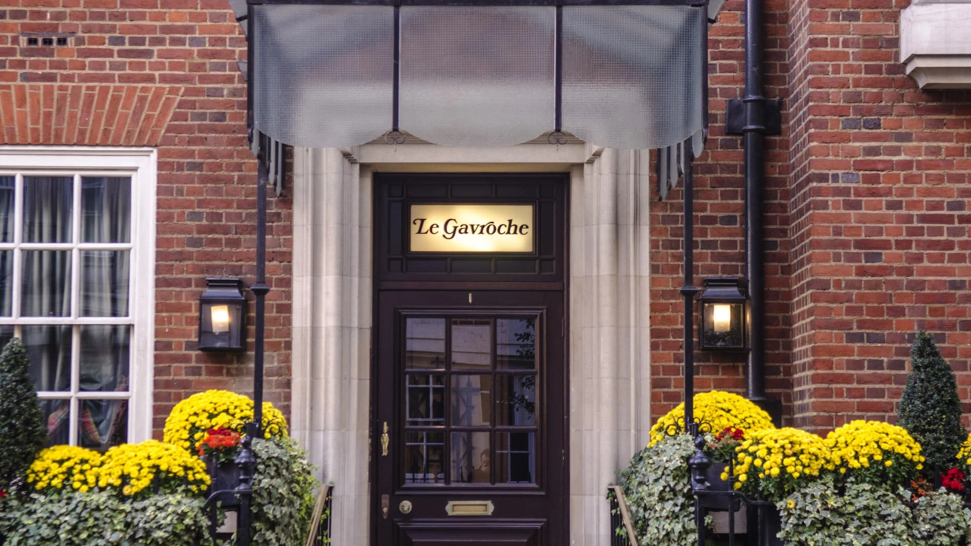 Картины, мебель и вино легендарного ресторана распродадут на аукционе Christie’s с 10 по 24 апреля / Фото: shutterstock