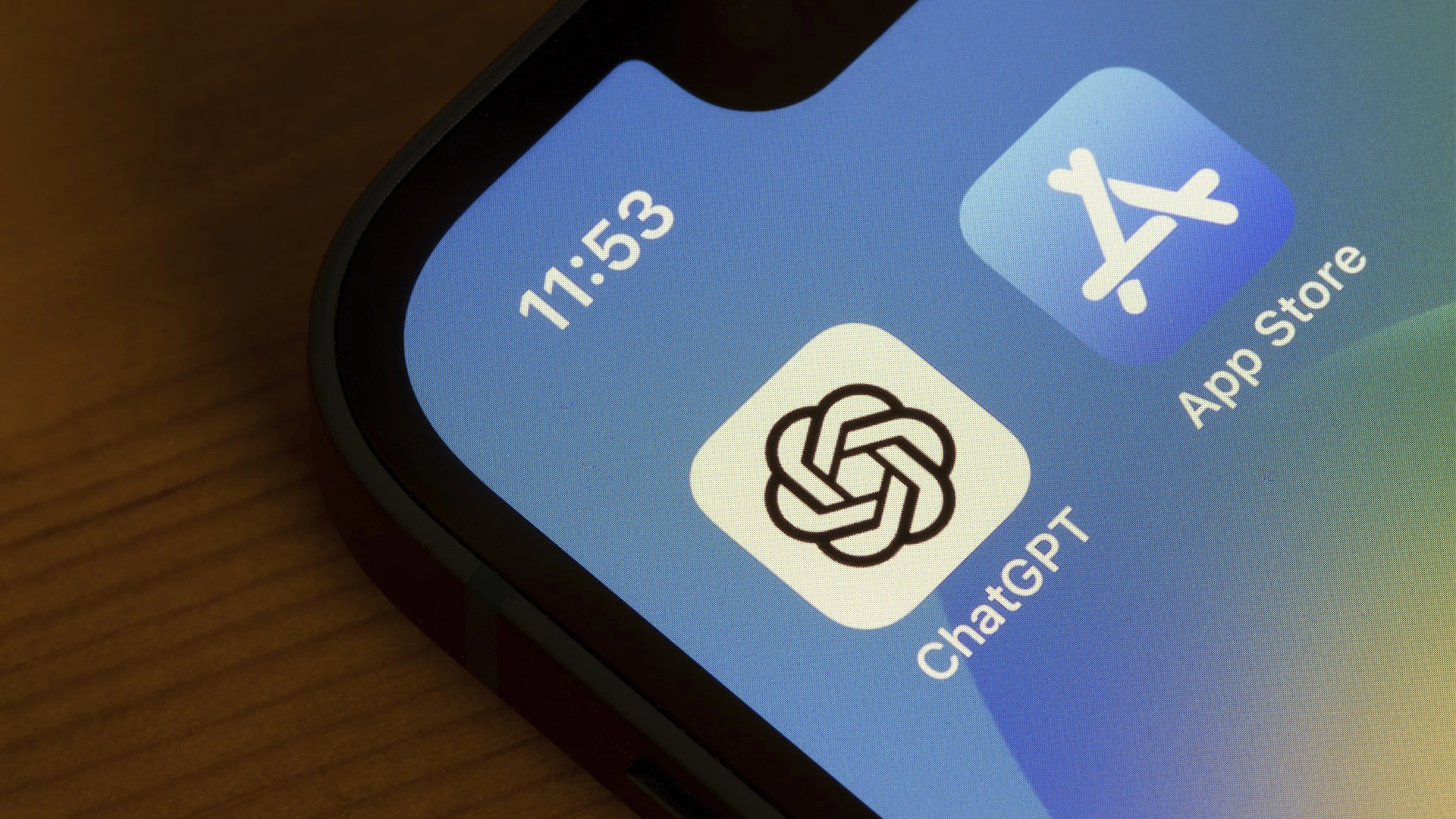 Акции Apple за последний год подорожали всего на 13%, в то время как бумаги Nvidia выросли в 3,6 раза / Фото: shutterstock