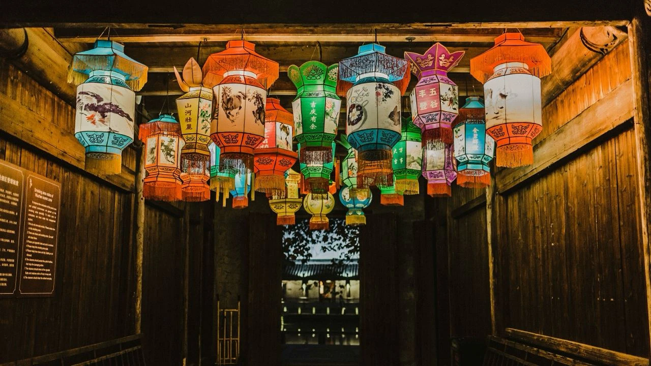 Выручка JD.com выросла, несмотря на сокращение расходов китайскими потребителями  / Фото: Unsplash/Jay