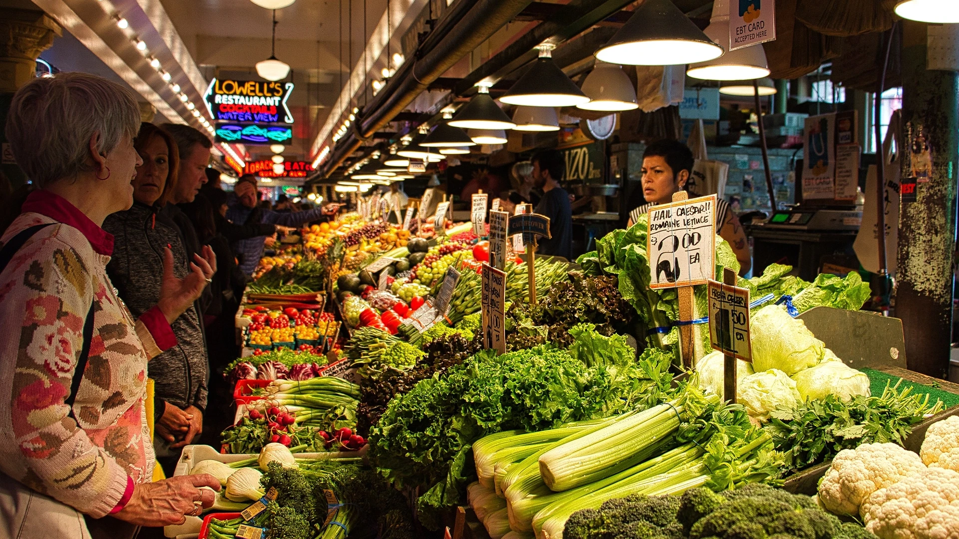 В январе рост индекса потребительских цен оказался сильнее ожиданий, что привело к коррекции рынка акций (фото shutterstock)