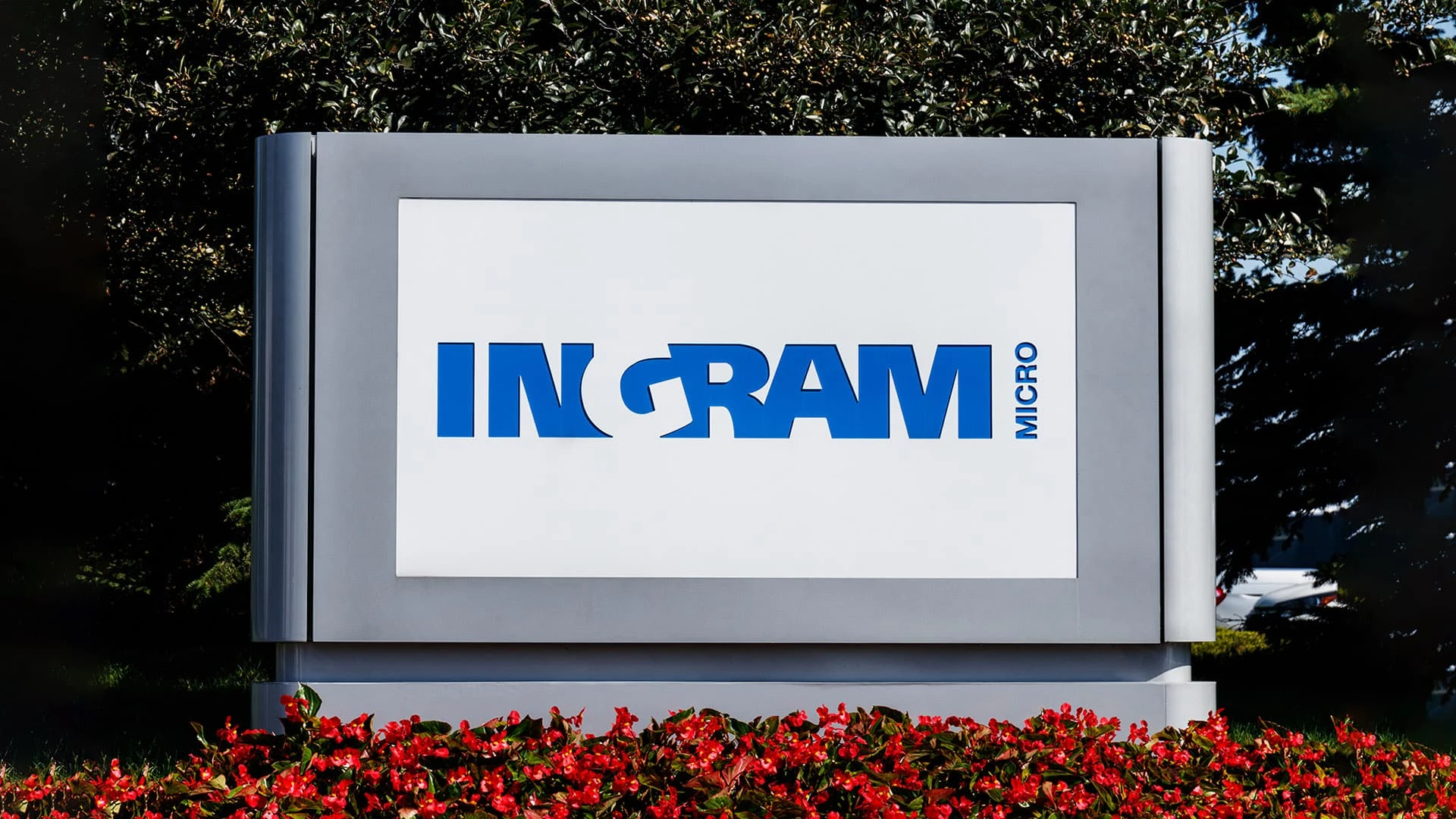 IT-дистрибьютор Ingram Micro рассчитывает на оценку в $8 млрд на IPO / shutterstock