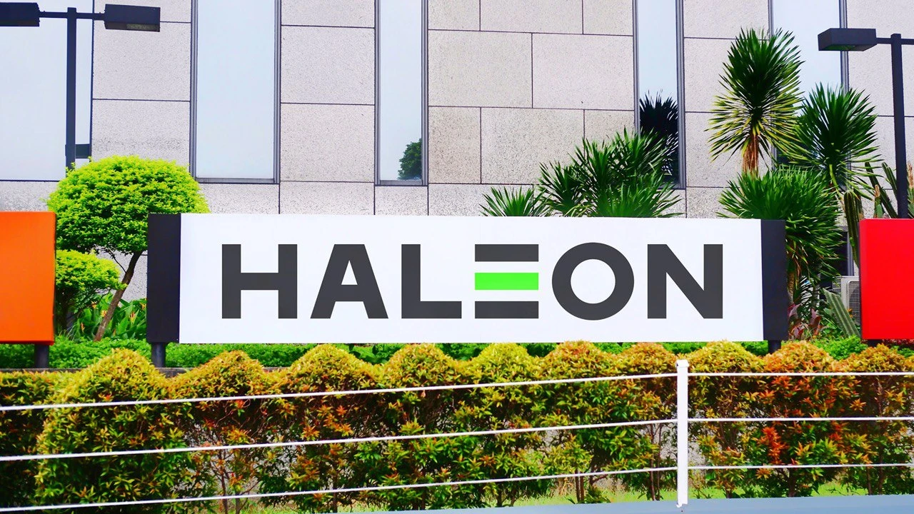 Фармацевтический гигант Pfizer сокращает на треть свою долю в Haleon / Фото: Shutterstock