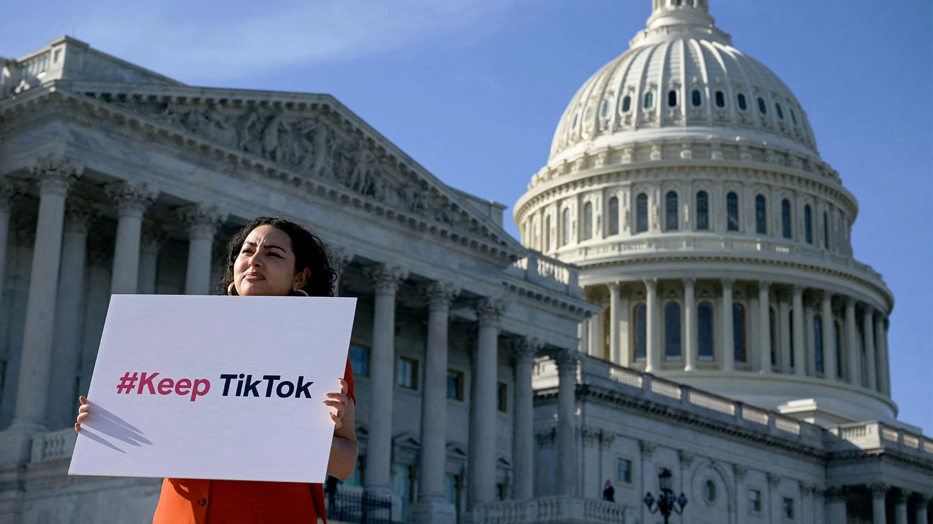 На TikTok уже “подсела» примерно половина населения США. Фото: shutterstock