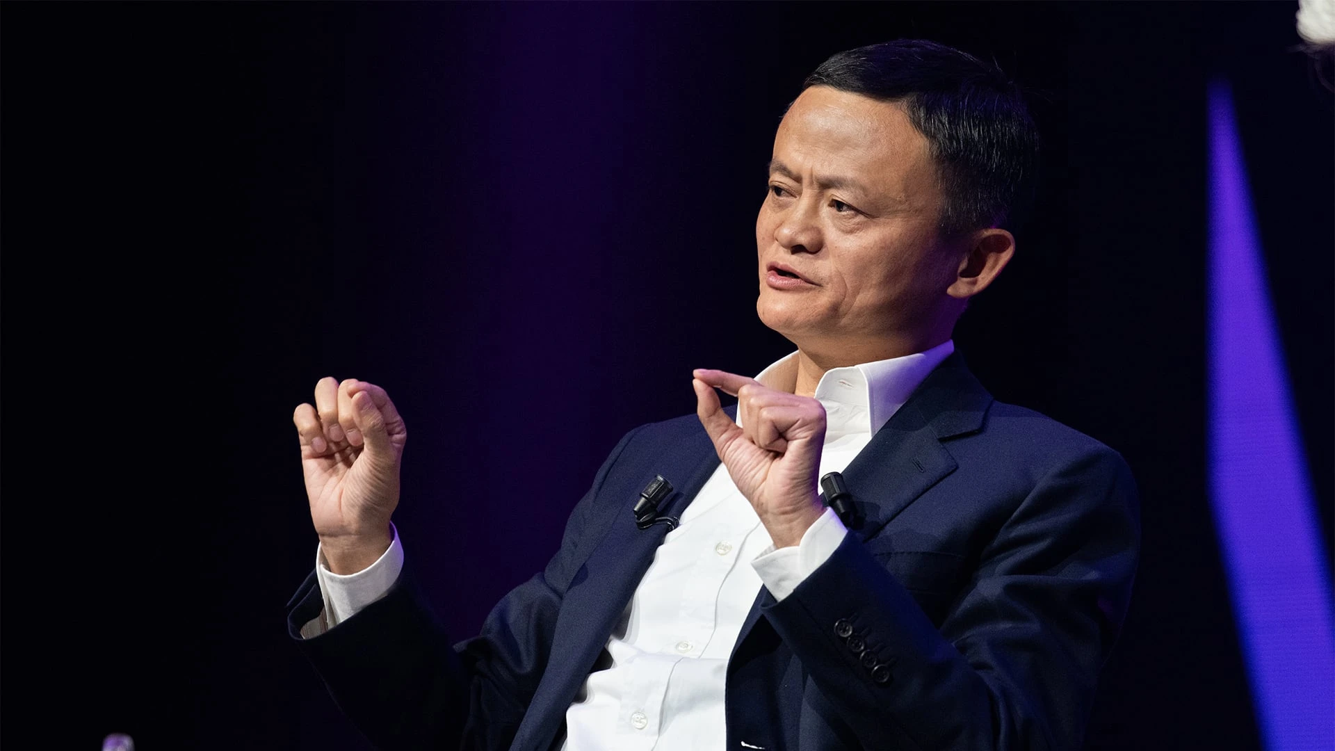 Новое письмо Джека Ма инвесторы сочли хорошим знаком для Alibaba, которая переживает непростые времена / Фото: Shutterstock