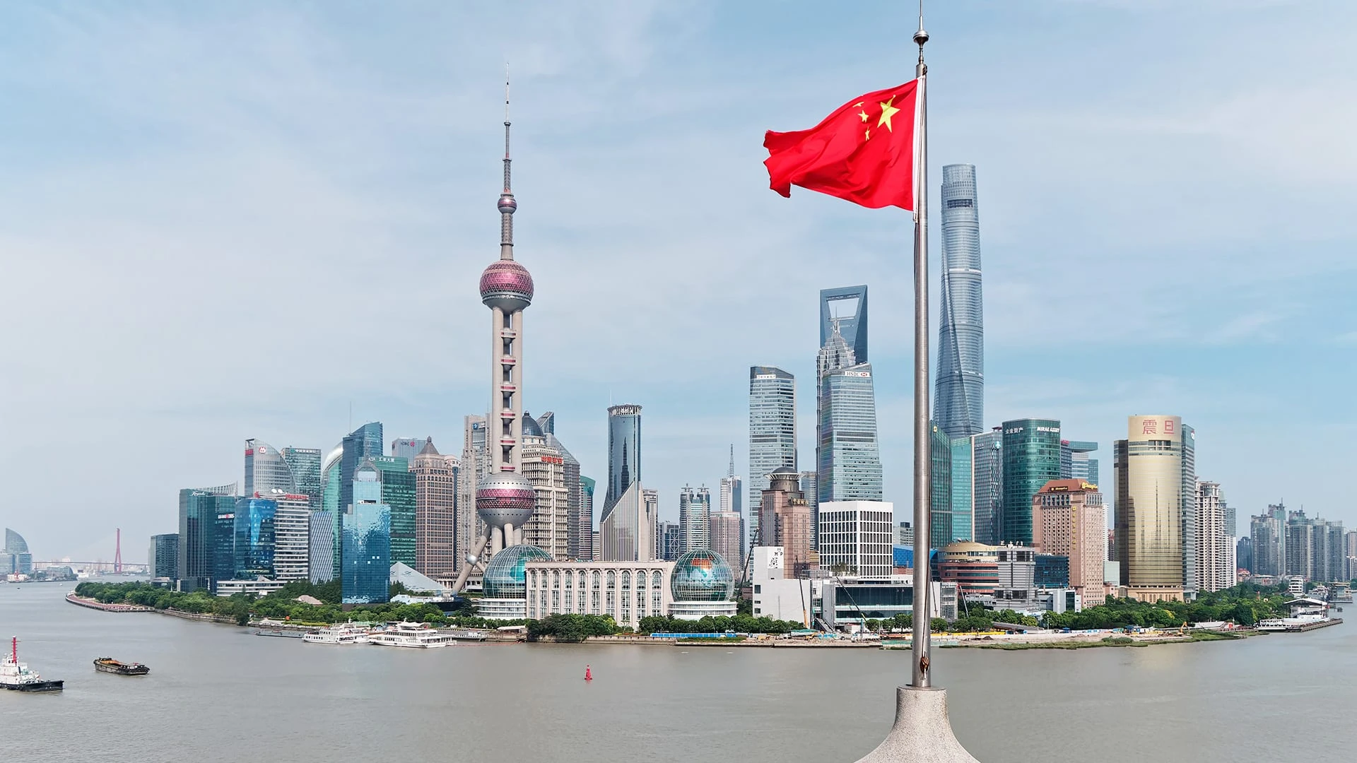 Рост ВВП Китая в первом квартале опередил прогнозы, но замедлился в марте  Shutterstock