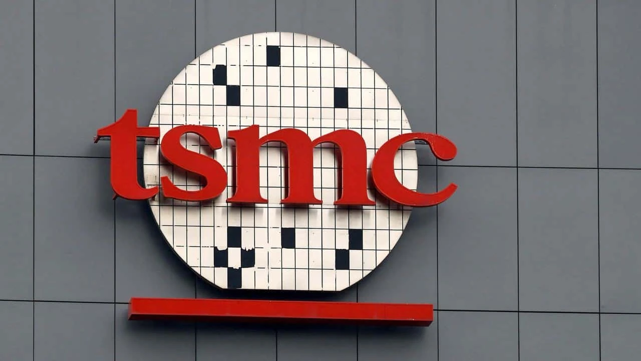TSMC могла расстроить инвесторов ухудшением прогноза для глобального рынка полупроводников / Фото: Reuters/Ann Wang