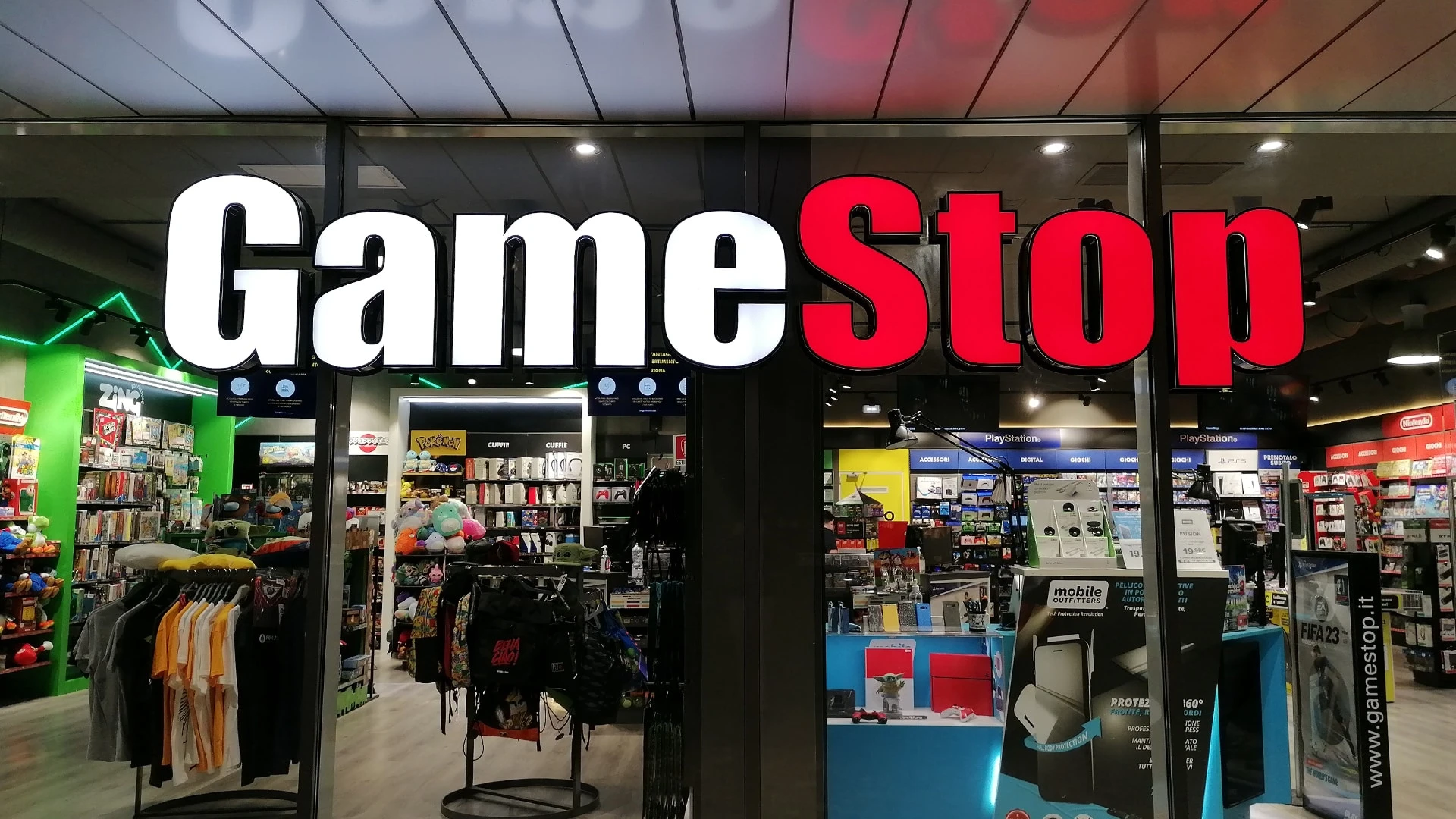 «Мемные акции» GameStop подорожали более чем на треть из-за трейдера «Рычащего Китти» / shutterstock, бильд-редактор: Артур Алескеров