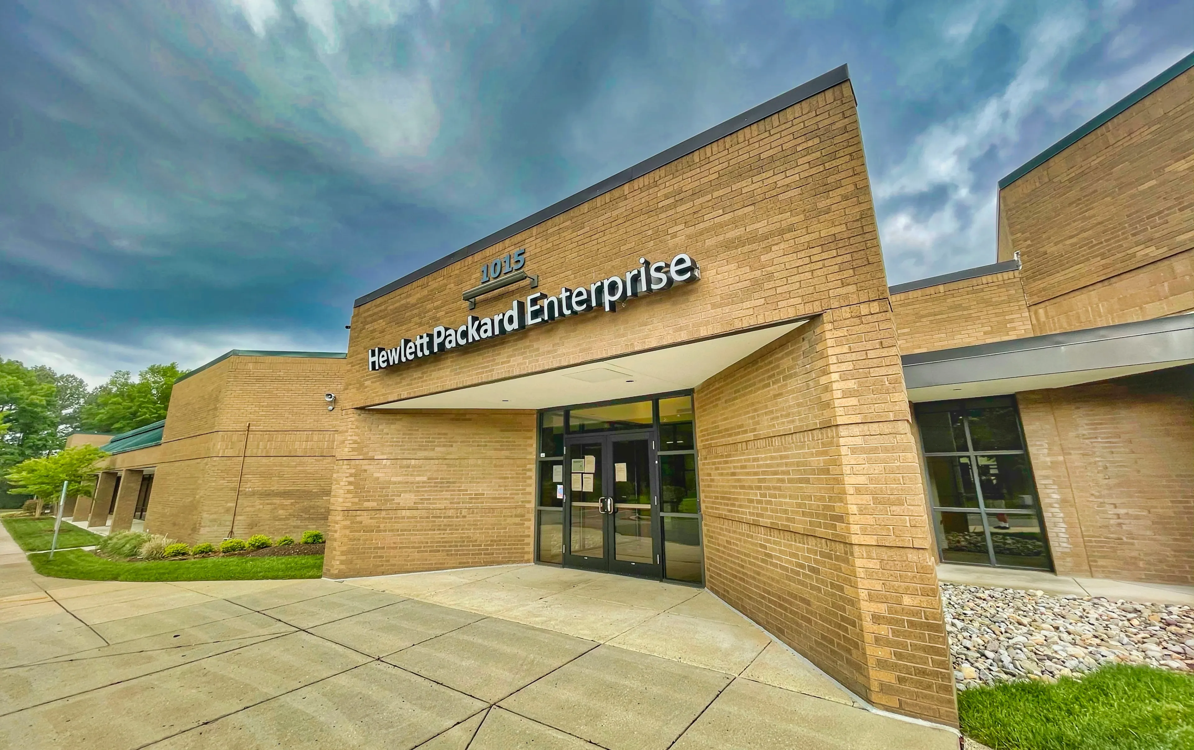 Hewlett Packard порадовал инвесторов своим отчетом и прогнозом / Фото: Unsplash/Gene Gallin