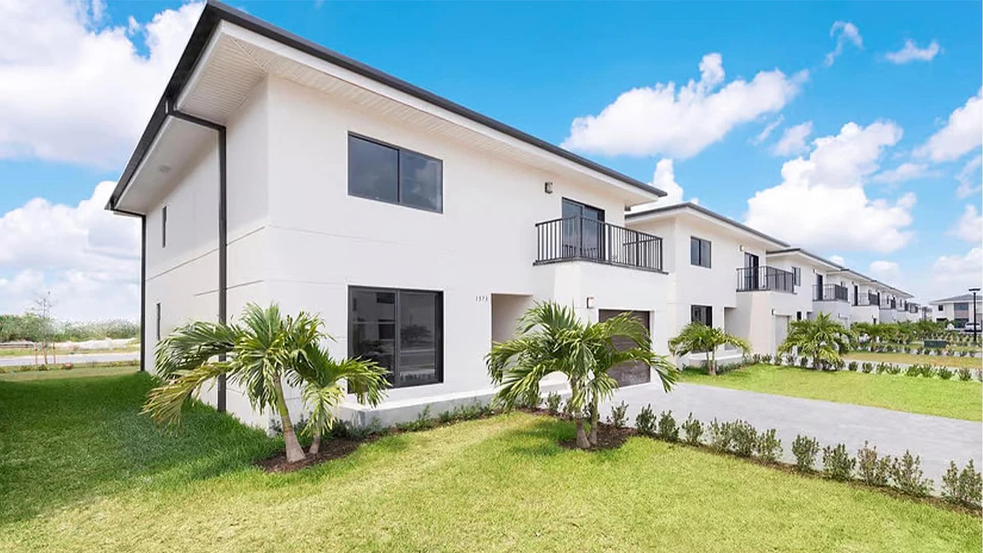 La Rosa отменила допэмиссию / Фото: larosarealty.com