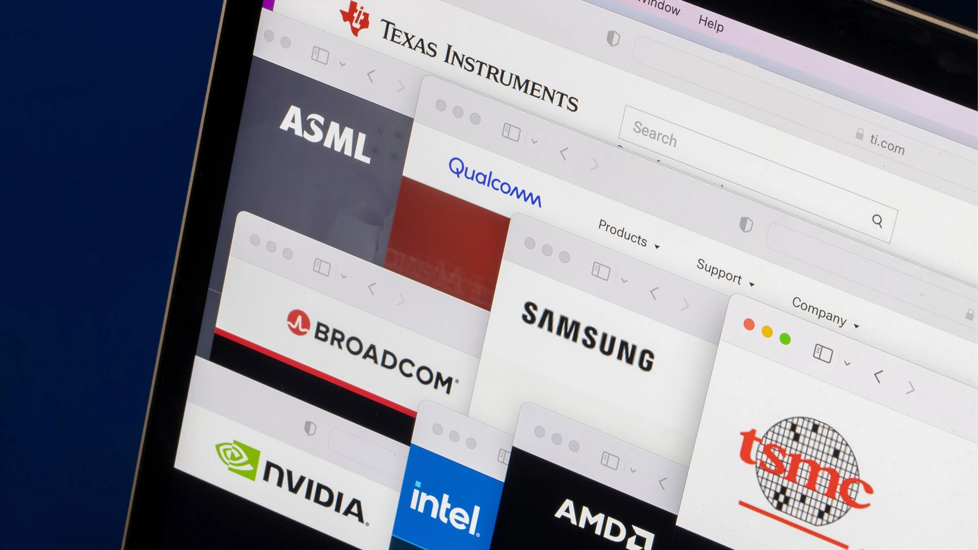 Goldman Sachs: хедж-фонды активно распродают технологические акции / Фото: Shutterstock