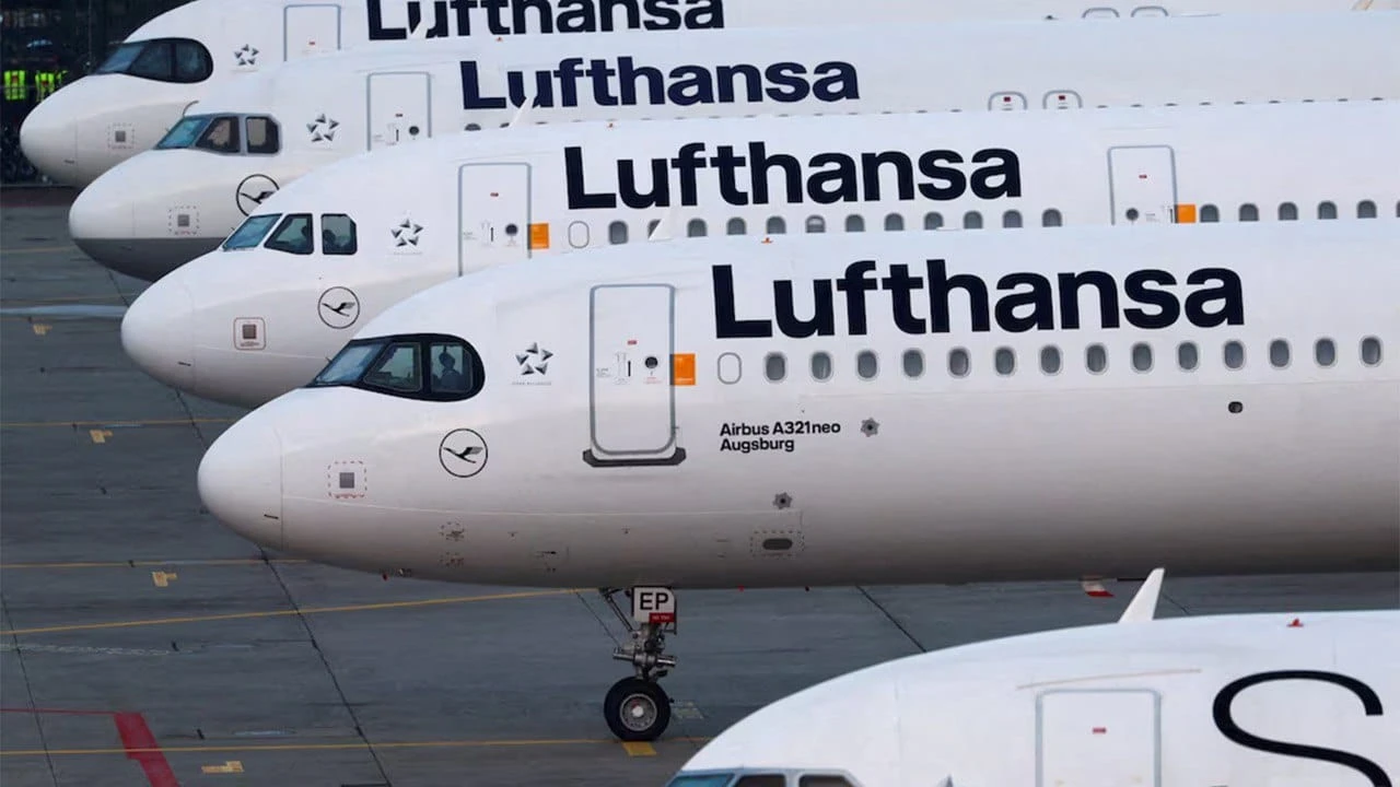 Lufthansa покупает 41% итальянской авиакомпании ITA Airways / Фото: Reuters / Kai Pfaffenbach