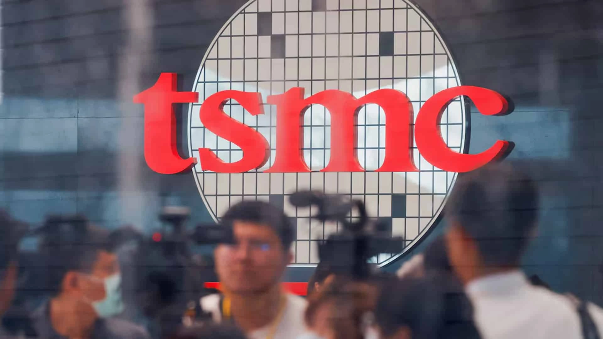 TSMC и Tokyo Electron лидируют в распродаже технологических акций в Азии из-за торговых рисков / Фото: Reuters/Ann Wang