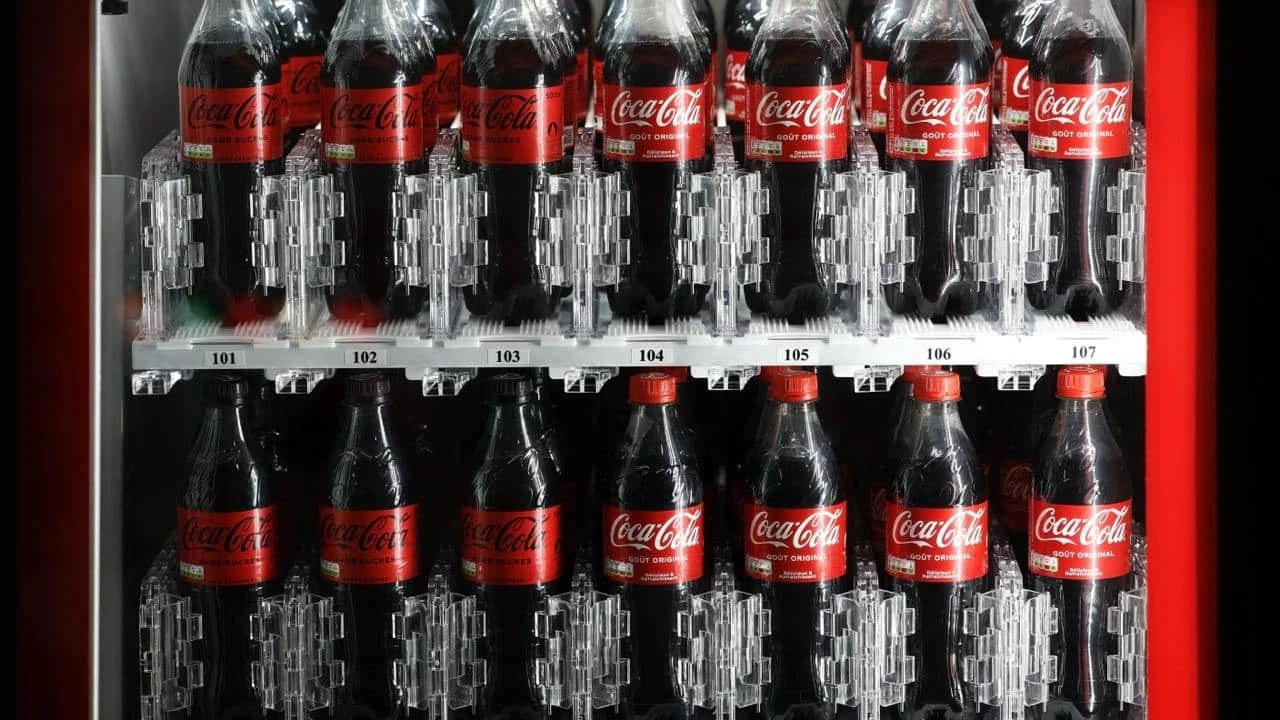 Coca-Cola превысила прогноз по выручке и прибыли во втором квартале / фото: Reuters/Benoit Tessier