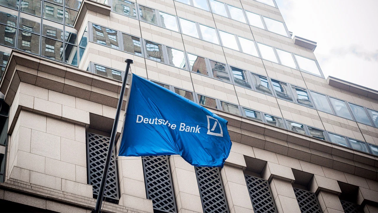 Deutsche Bank отчитался об убытке после 15 прибыльных кварталов подряд / Фото: Shutterstock