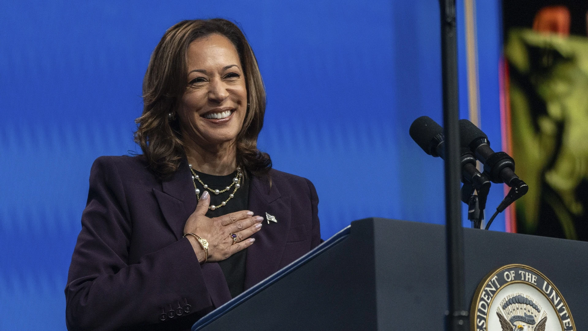 Вице-президент США Камала Харрис спутала карты трейдерам, играющим на победу Дональда Трампа на выборах президента. Фото: Jennifer Lake/Reuters