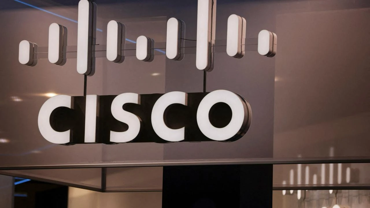 Cisco возвращается на предсказуемый путь после четырех лет потрясений, говорят аналитики / Фото: Reuters/Nacho Doce