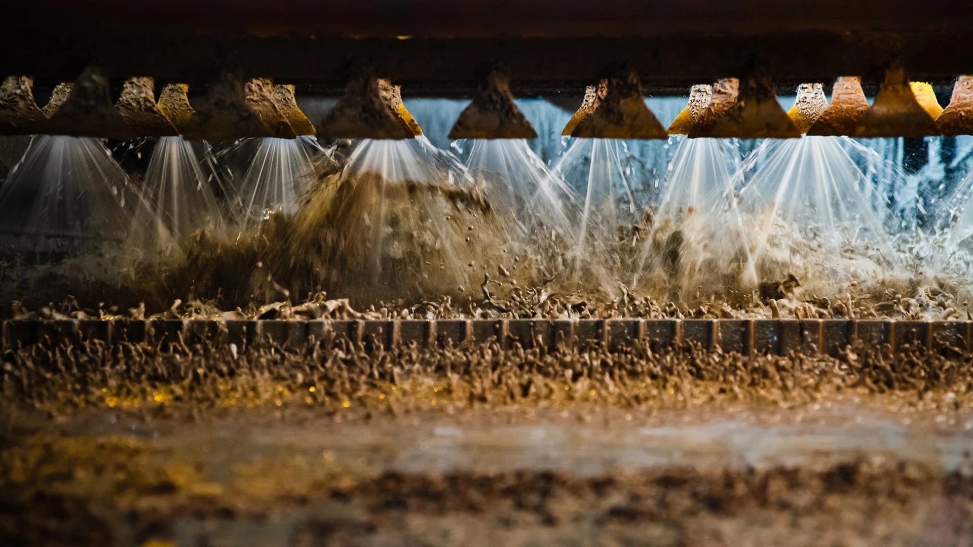 Золото сейчас демонстрирует более высокую доходность, чем биткоин / Фото: Shutterstock