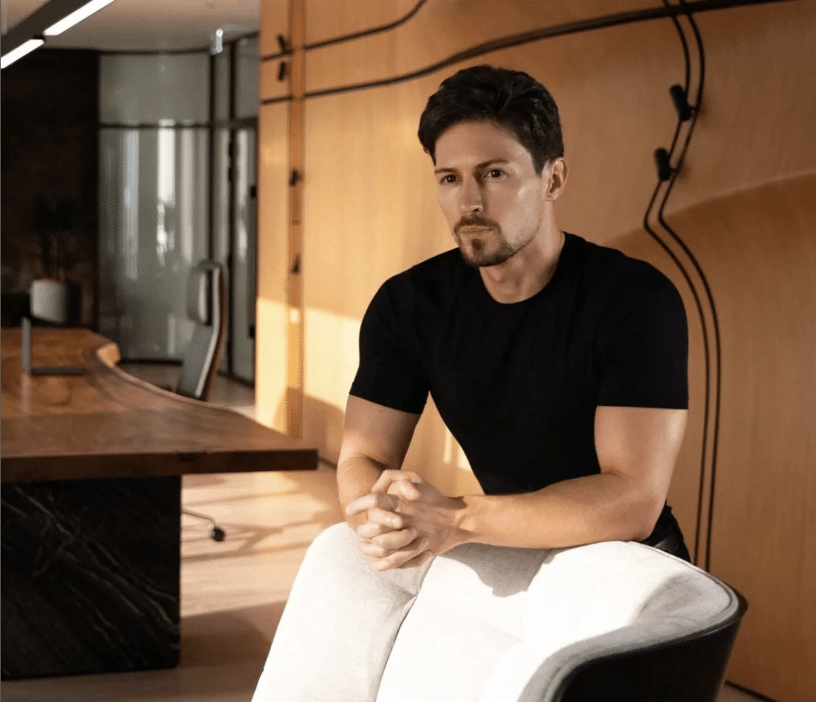 По данным TF1, Дурова поместили под стражу / Фото: Instagram / durov