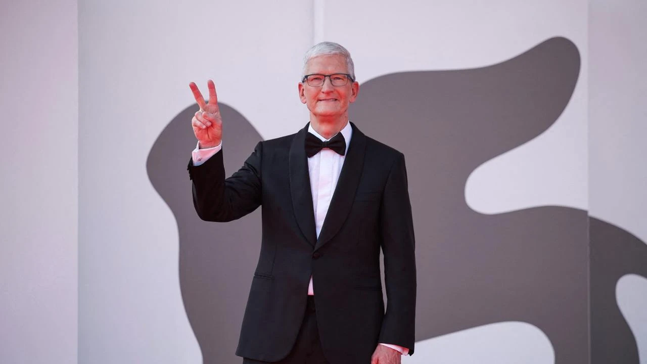 Гендиректор Apple Тим Кук / Фото: Reuters/Louisa Gouliamaki