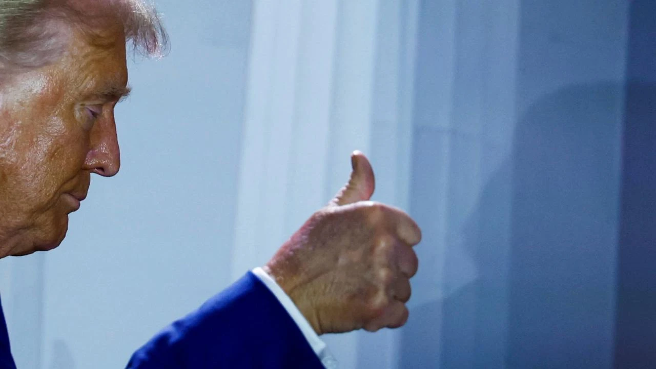 Победа Трампа обернется снижением темпов роста ВВП США, которое достигнет пика в 2025 году, спрогнозировал Goldman Sachs