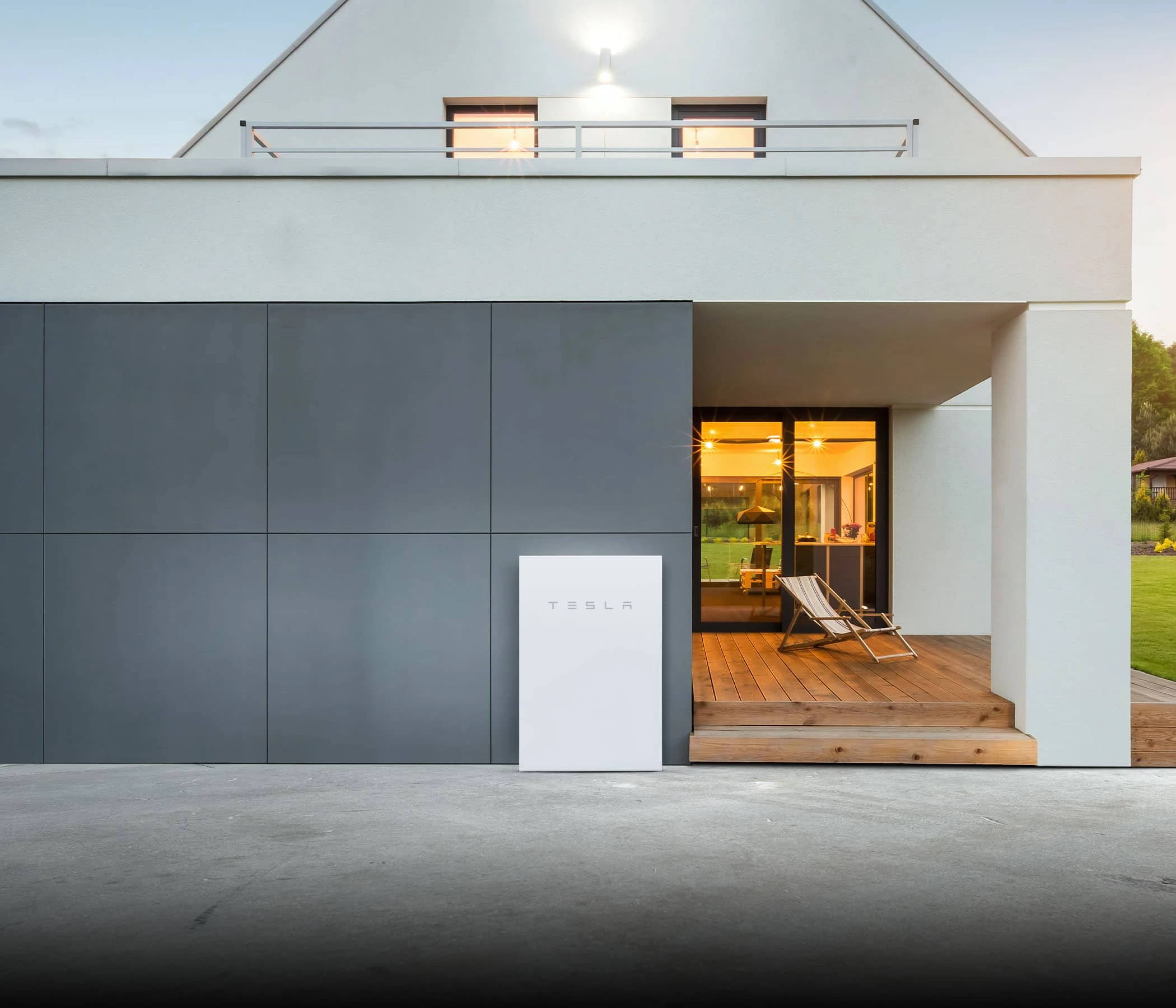 Tesla интегрирует технологии Eaton в свои бытовые аккумуляторные хранилища Powerwall / Фото: Tesla