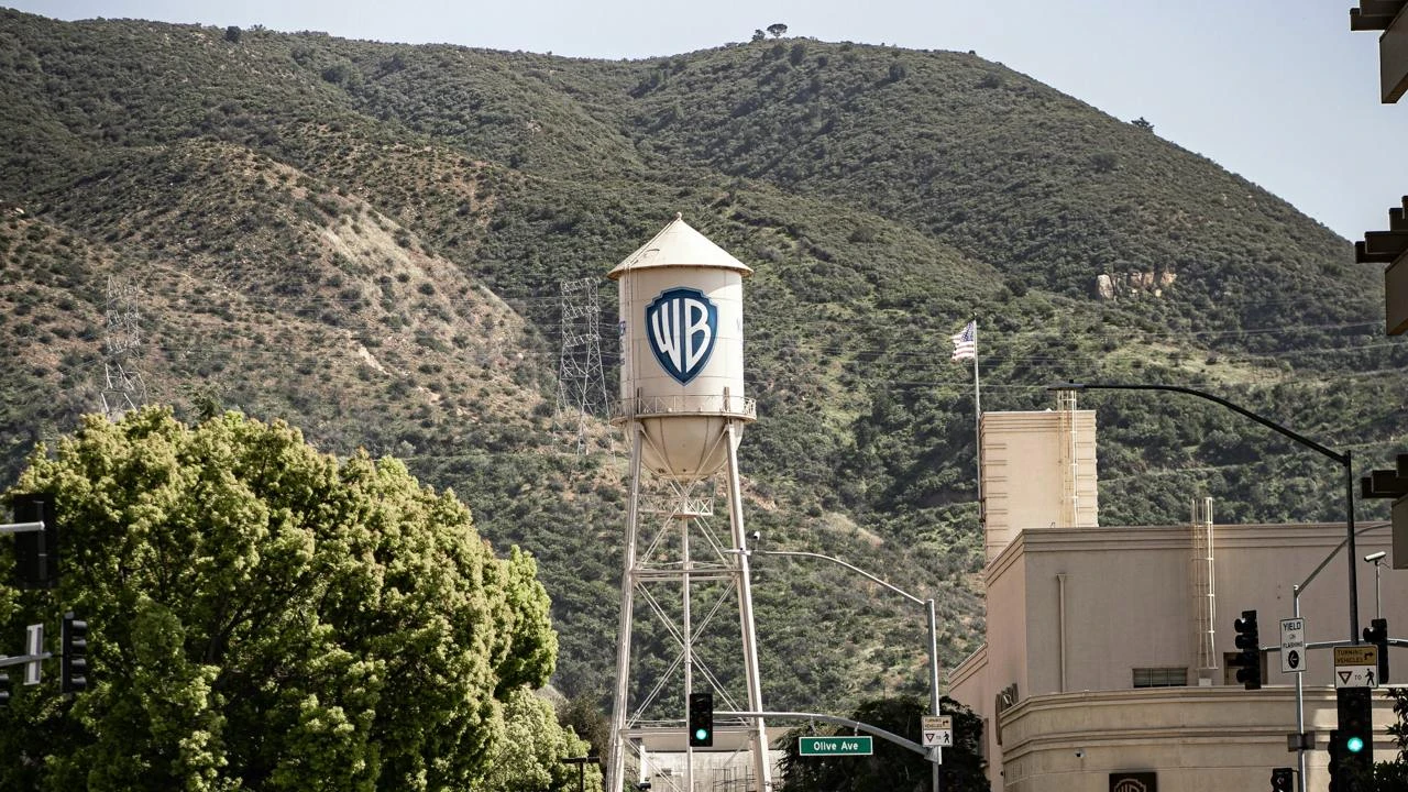 Warner Bros. раньше срока продлила выгодное для себя соглашение / Фото: Unsplash clement proust