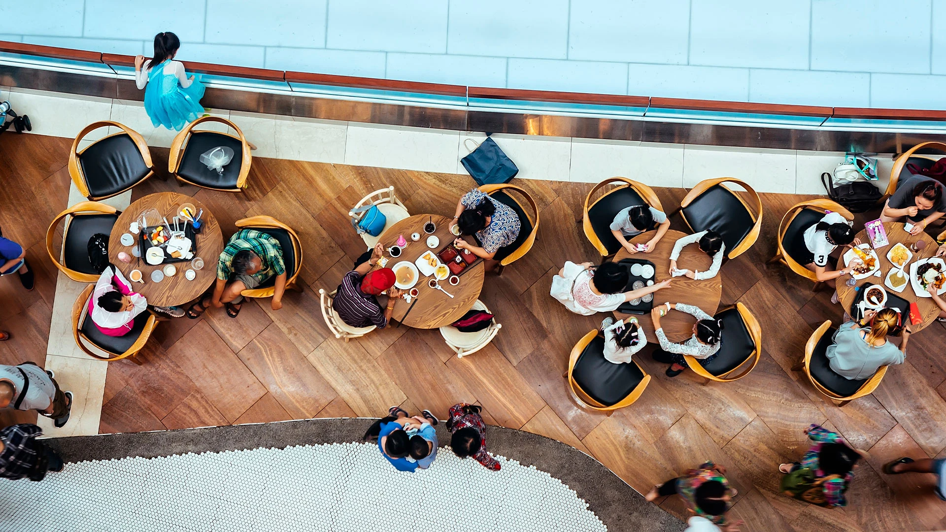 Статистика доходов и расходов американцев, как ожидается, станет аргументом в пользу реализации сценария «мягкой посадки» экономики / Фото: Shutterstock