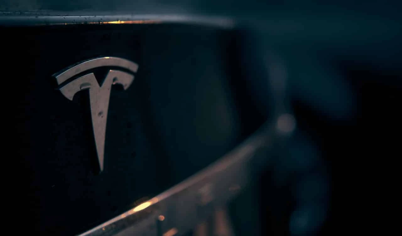 На этой неделе Tesla должна сообщить о поставках за третий квартал / Фото: Unsplash / Michael Förtsch