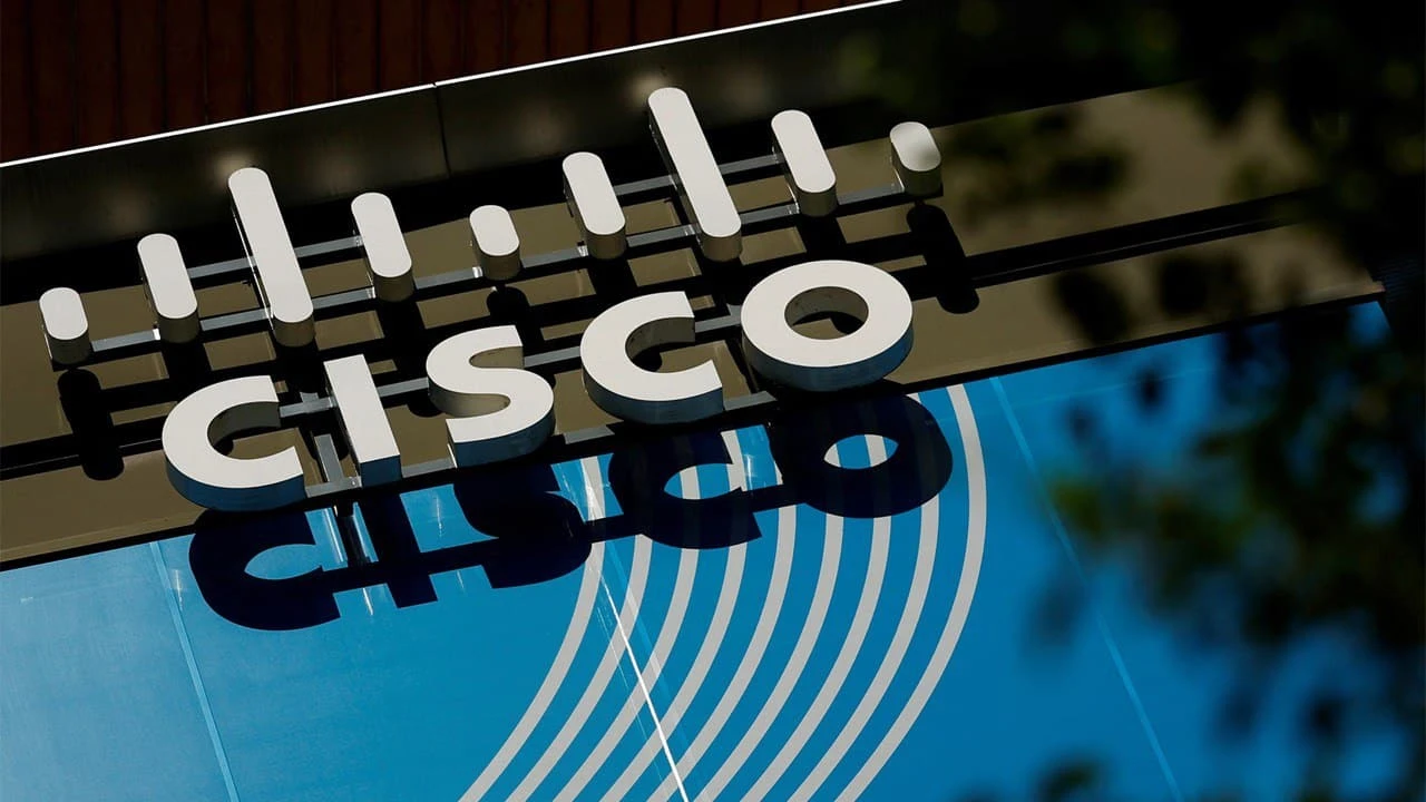 Аналитики Citi присвоили акциям Cisco рейтинг Buy и целевую цену $62 / Фото: Reuters/Sarah Meyssonnier