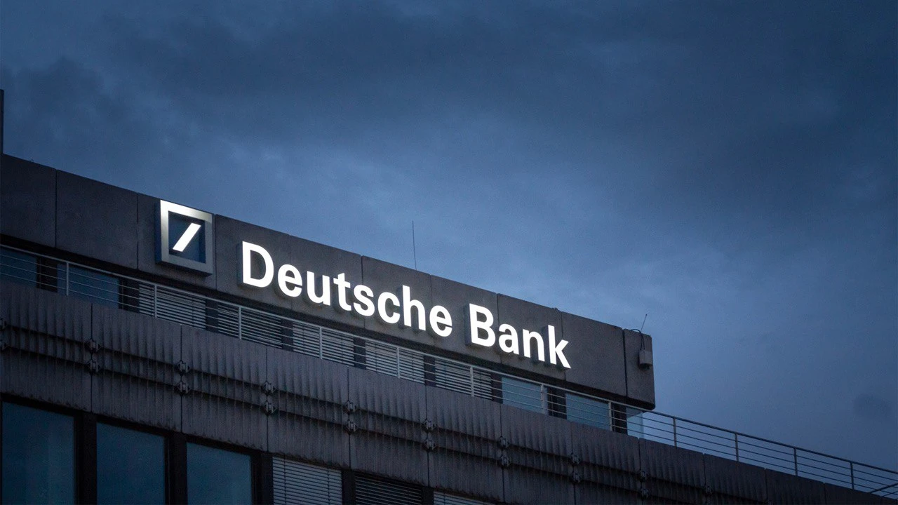 Прибыль до налогов Deutsche Bank увеличилась на 31% в сравнении с тем же кварталом 2023-го — до 2,26 млрд евро / Фото: Shutterstock