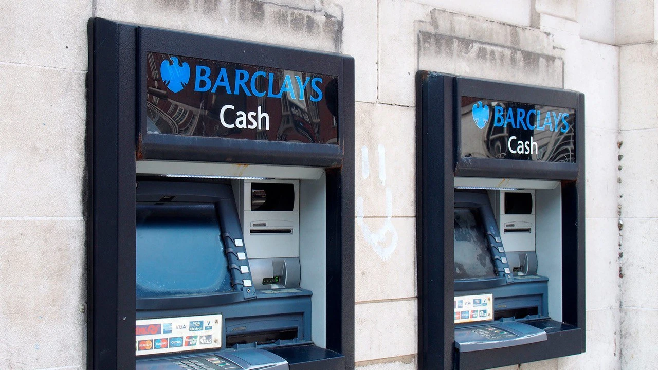 Чистая прибыль Barclays выросла на 23% и достигла 1,6 млрд фунтов стерлингов / Фото: Shutterstock